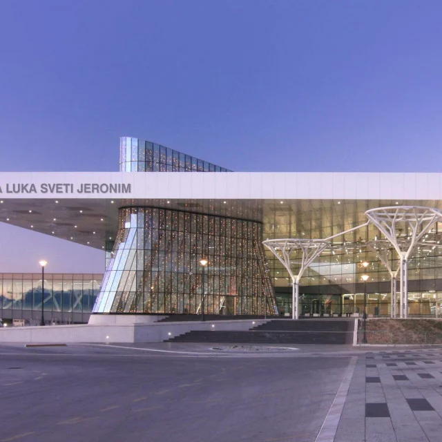 Airport SPLIT (SPU)
